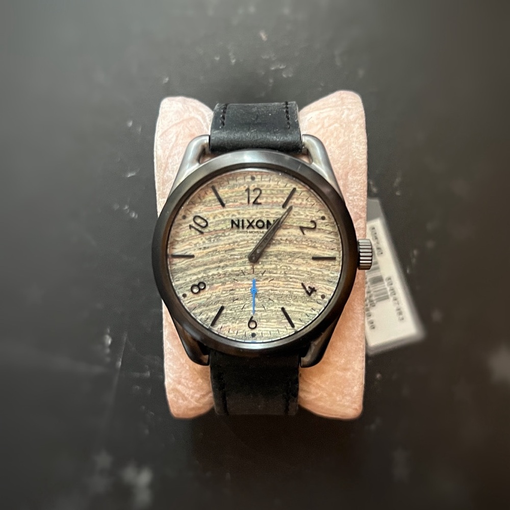 Nixon for Barneys New York C39 ( Limited Edition) - Picture 3 of 5